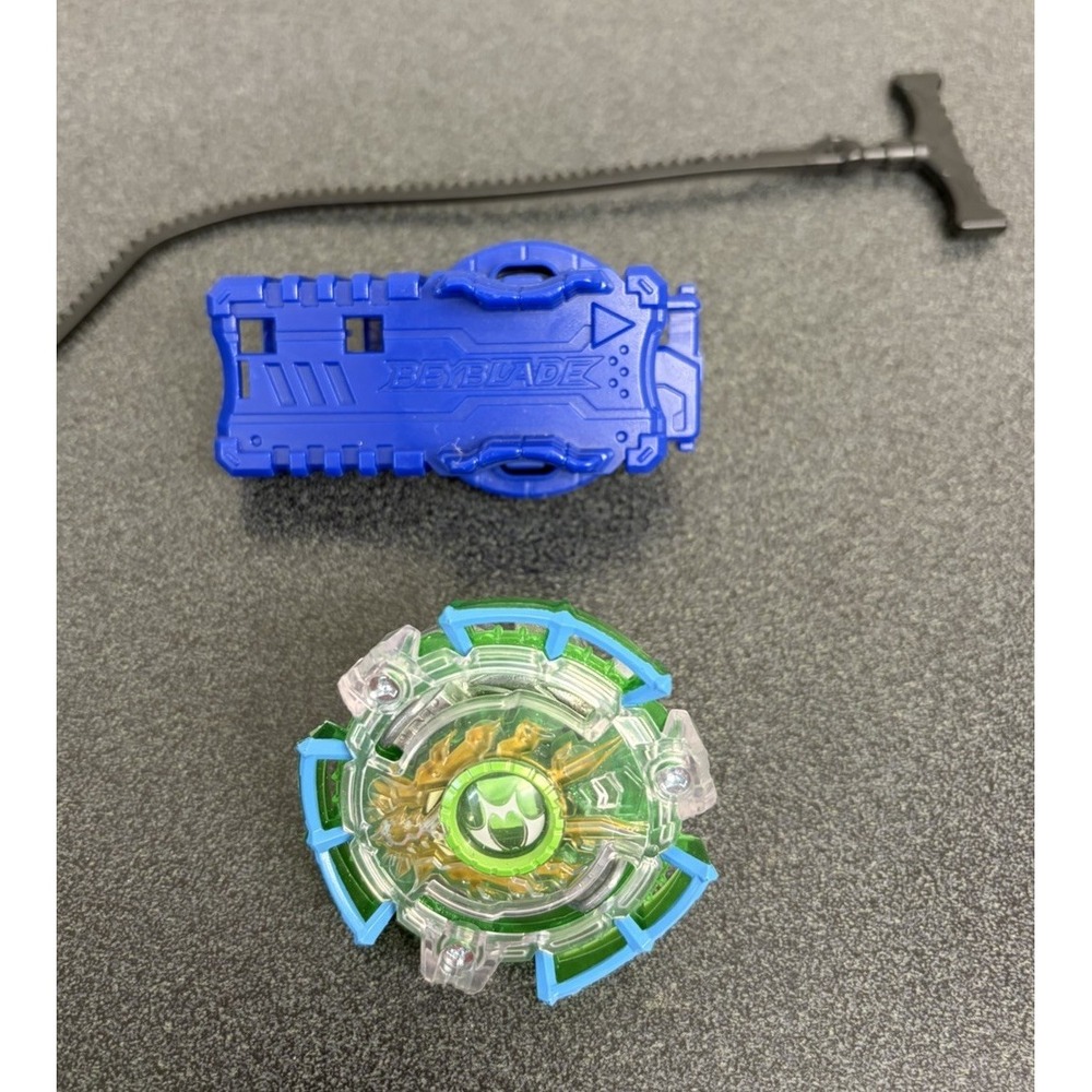 Beyblade Burst Evolution Epic Evipero E2 Nine Gyro E2758 with Launcher